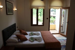 Minibar, desk, soundproofing, free WiFi - Boomerang Guesthouse (Selçuk)