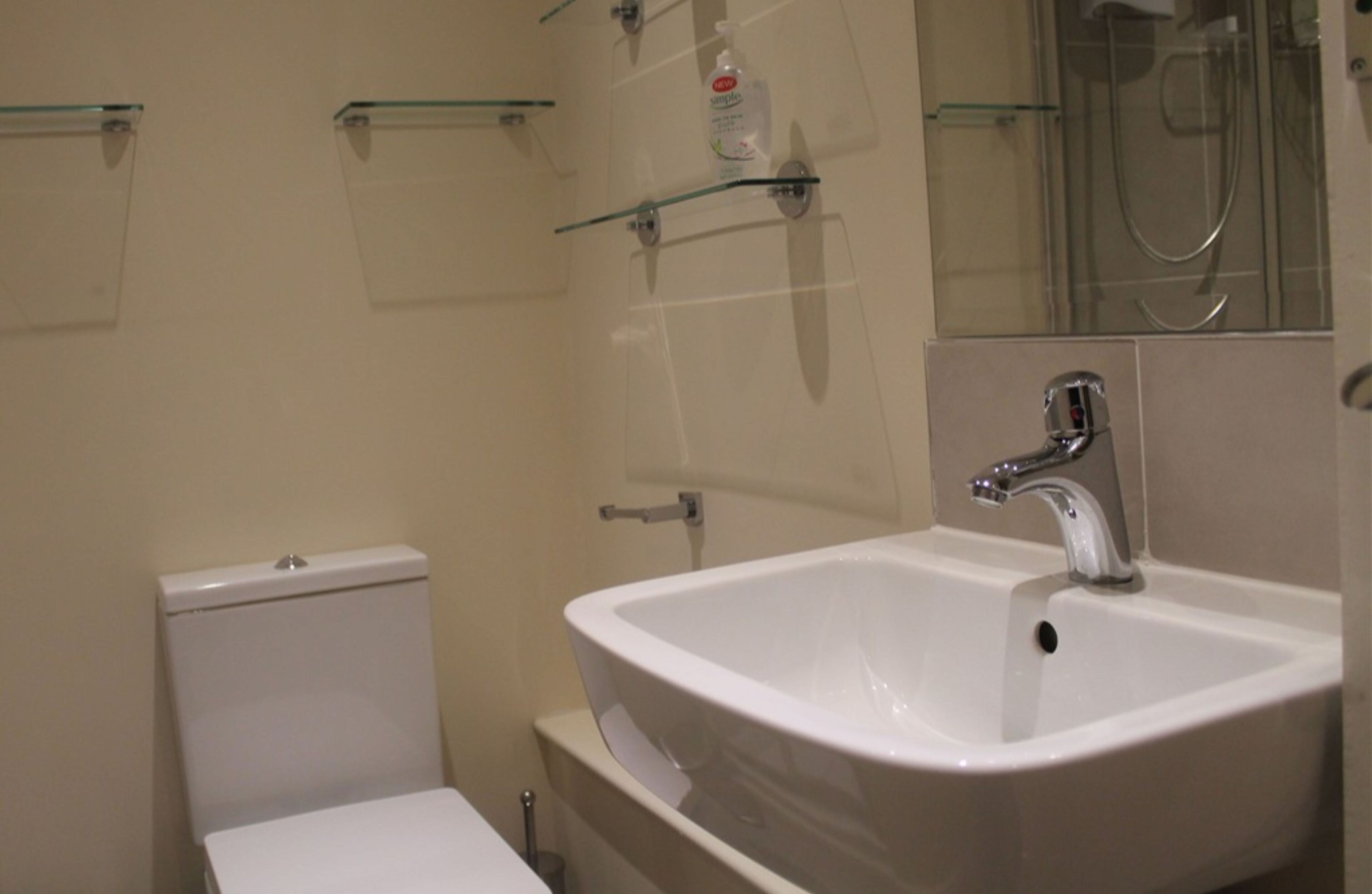 Photo - Black Bull with Rooms upper