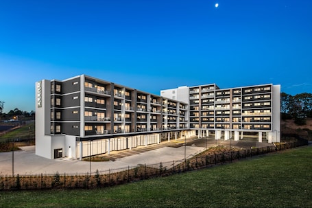 Exterior. Quest Bella Vista