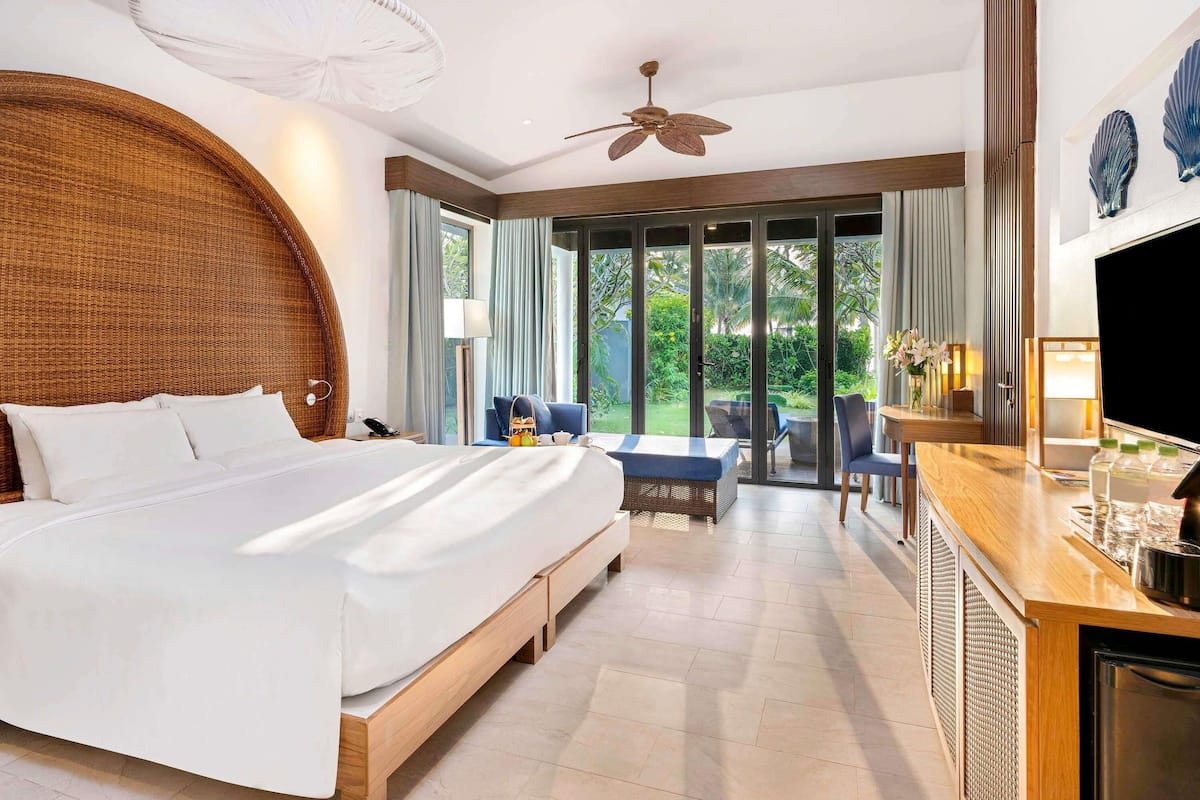 Deluxe Bungalow, 1 King Bed, Private Pool