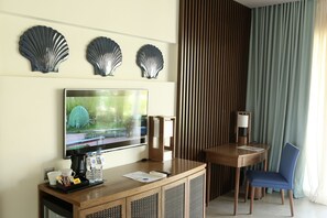 1 bedroom, minibar, in-room safe, individually decorated