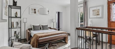 Apartment, Private Bathroom, Garden View | Lounge