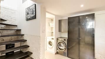 Appartement, privébadkamer, uitzicht op tuin | Divers
