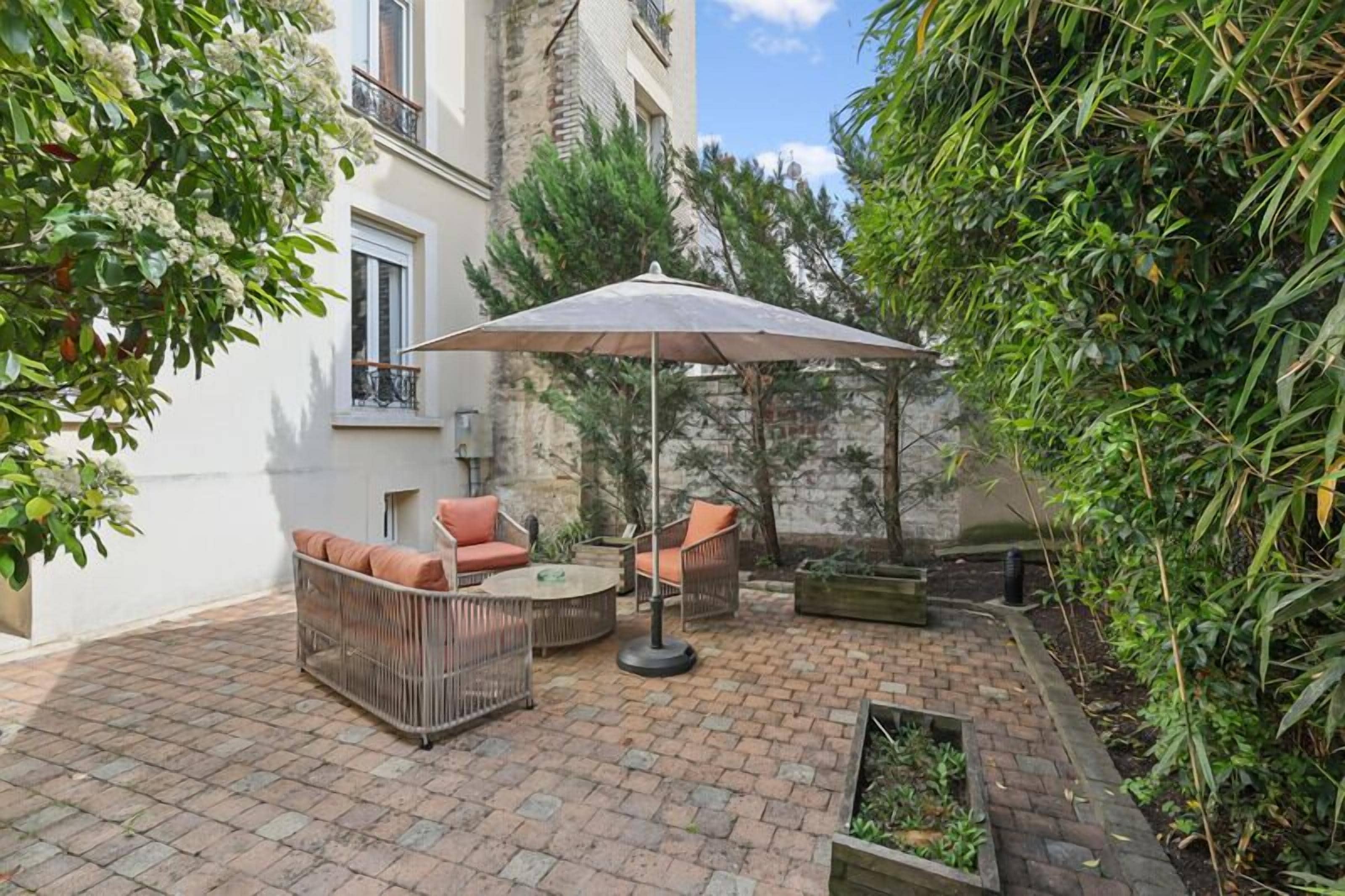 Appartement, salle de bains privée, vue jardin | Jardin