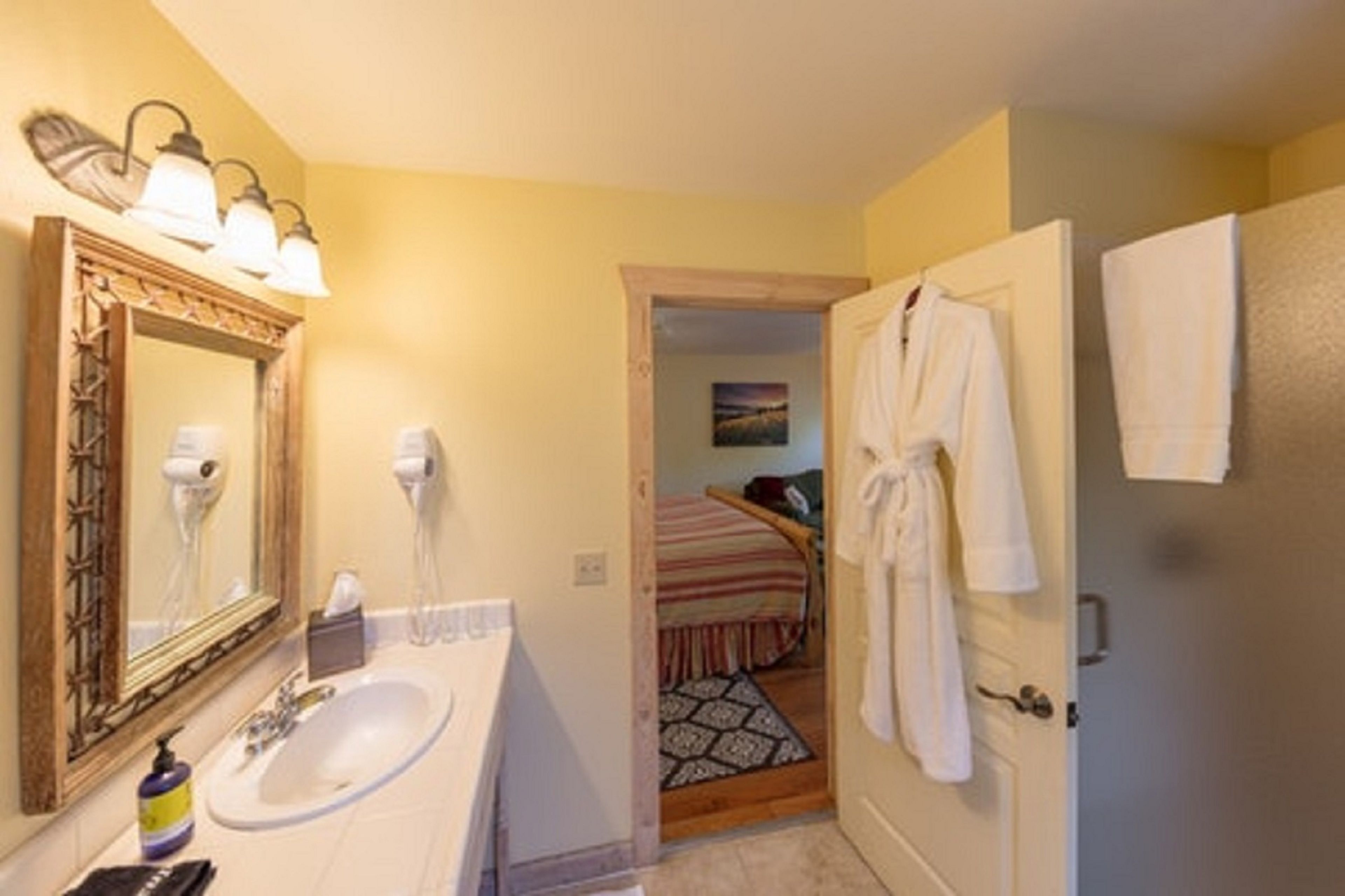 shower, free toiletries, hair dryer, bathrobes