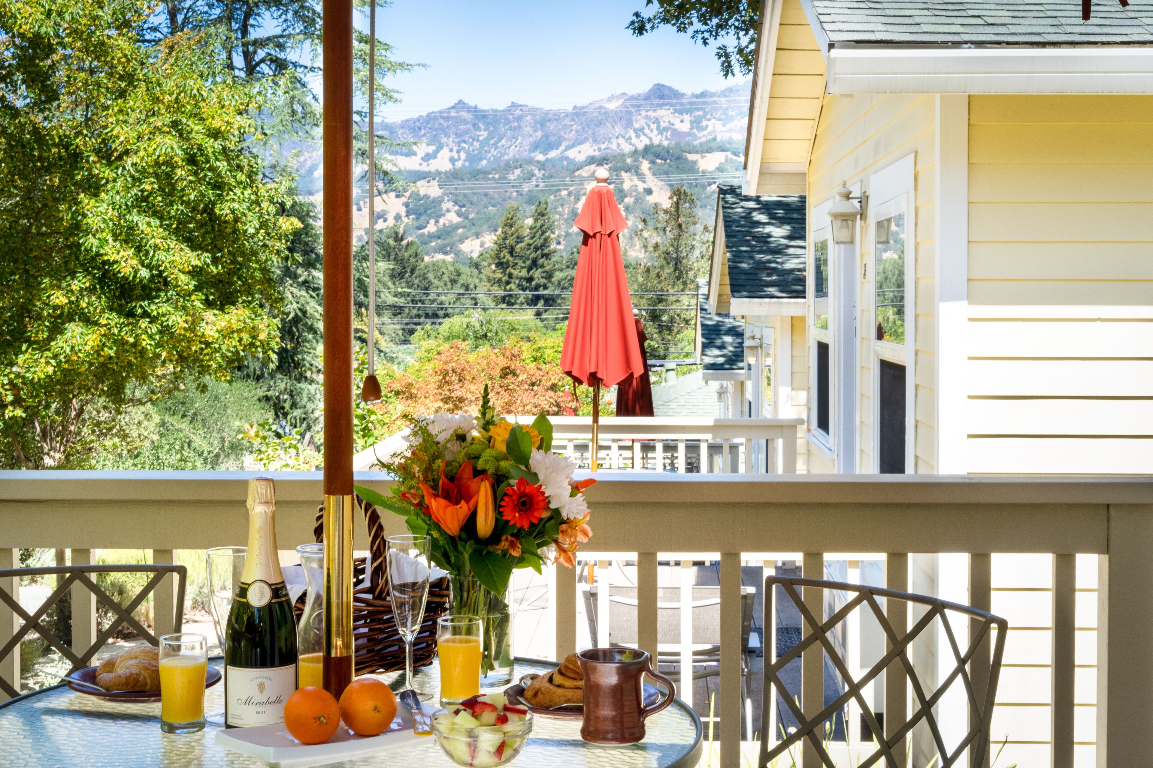 Queen Cottage | Terrace/patio