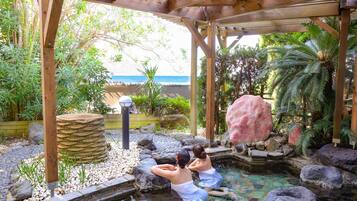 Baño termal público