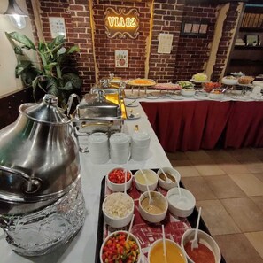 Se sirven desayunos, almuerzos y cenas