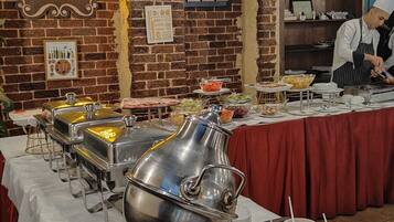 Desayuno continental incluido todos los días