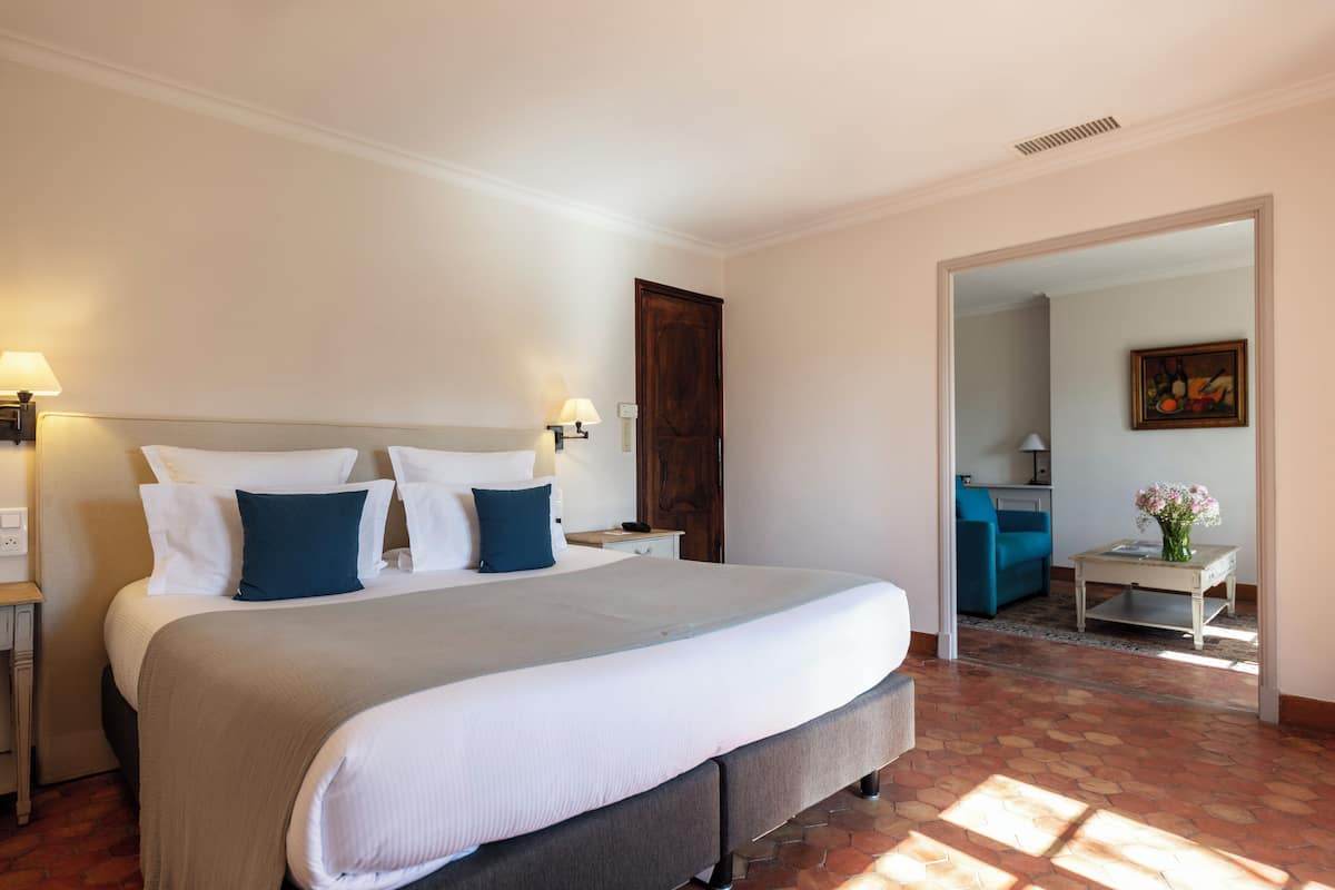 Junior Suite | Select Comfort beds, minibar, in-room safe, individually decorated