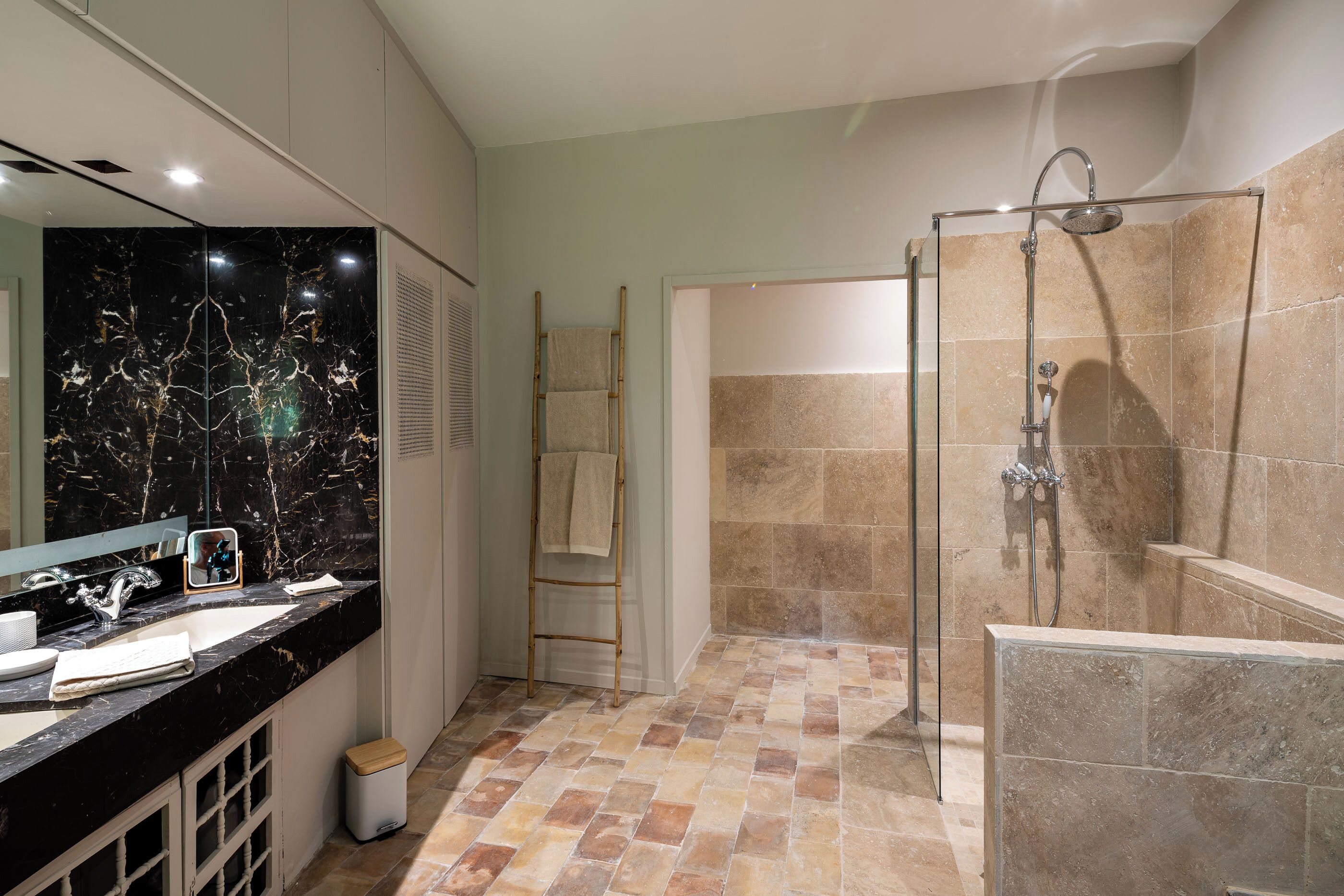 villa (le mas des soubeyrans) | select comfort beds, minibar, in-room safe, individually decorated