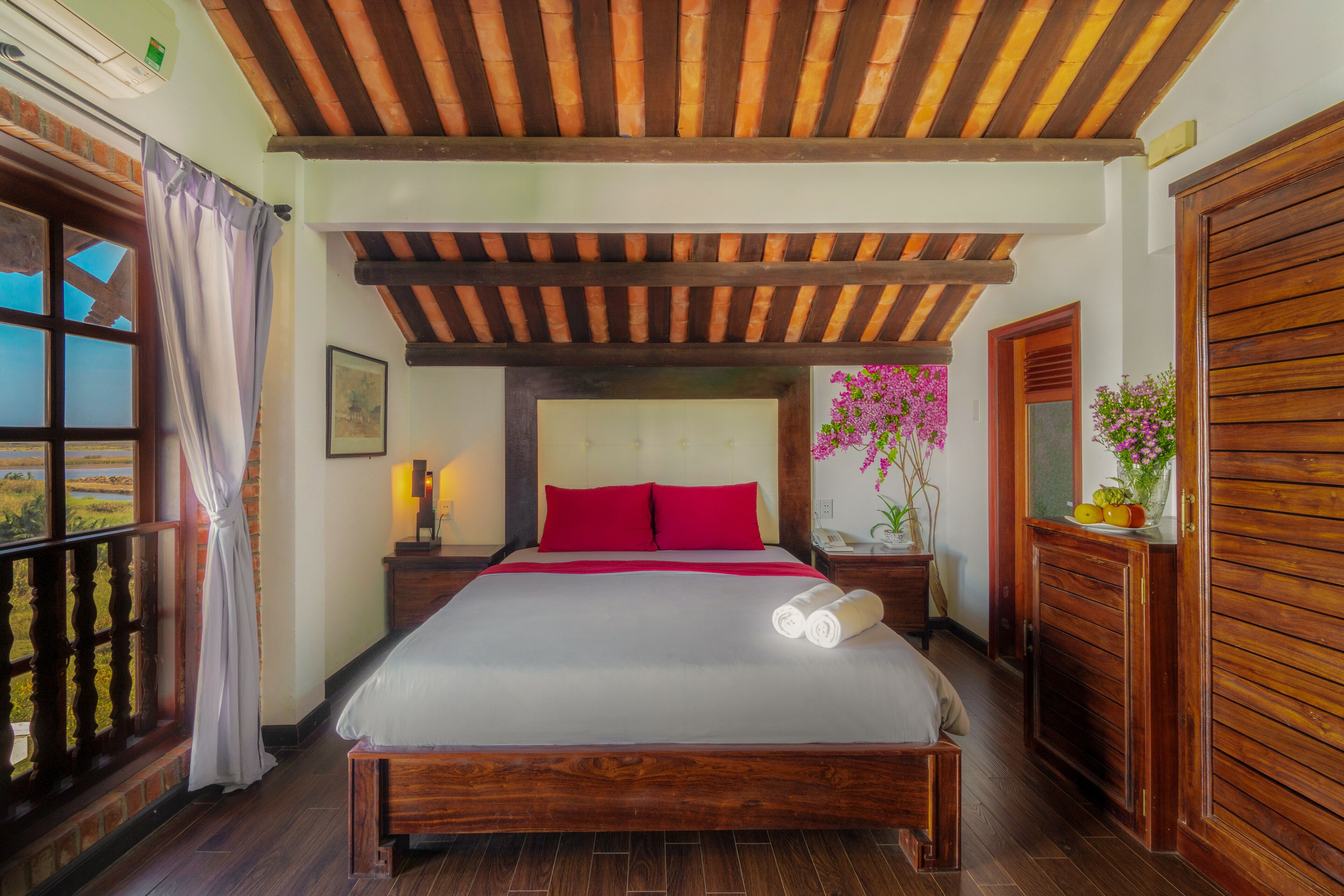 Foto - Calm House Hotel Hoi An 1