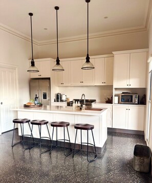 Barossa Bed & Breakfast Cottage  | Private kitchen | Highchair