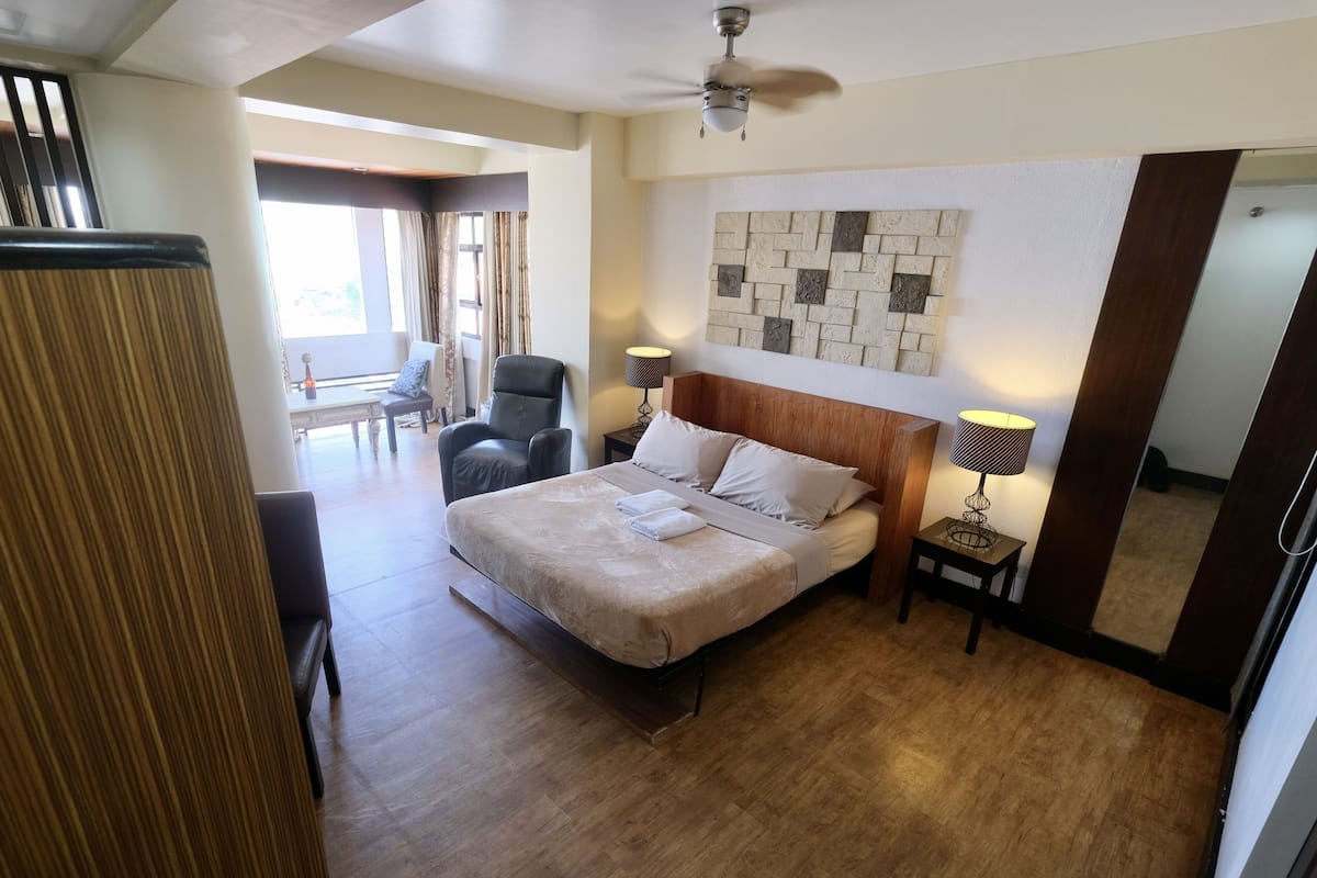 Executive Room | Free WiFi, bed sheets