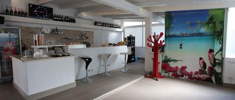 TĂ€gliches inbegriffenes FrĂŒhstĂŒcksbuffet