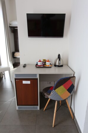 Room | Mini-refrigerator - Hotel Eubea (Reggio Calabria)