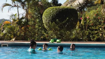 2 Außenpools, geöffnet von 07:00 Uhr bis 19:00 Uhr, Cabañas (kostenlos)