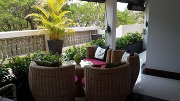 Three Bedroom Apartment City View and Terrace