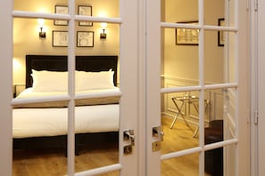 Deluxe Double or Twin Room | Room amenity