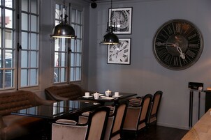 Area sarapan