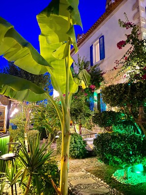 Front of property - Kayezta Hotel Alacati (Cesme)