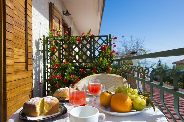 Quarto casal ou duplo standard | Escrivaninha, quartos à prova de som, berços (sobretaxa)