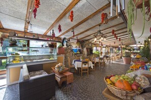 Aire de restauration