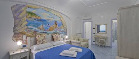 Comfort Triple Room, 1 Bedroom, Ocean View | Desk, soundproofing, free WiFi, bed sheets