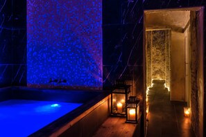 Private spa tub - Ingrami Suites (Rome)