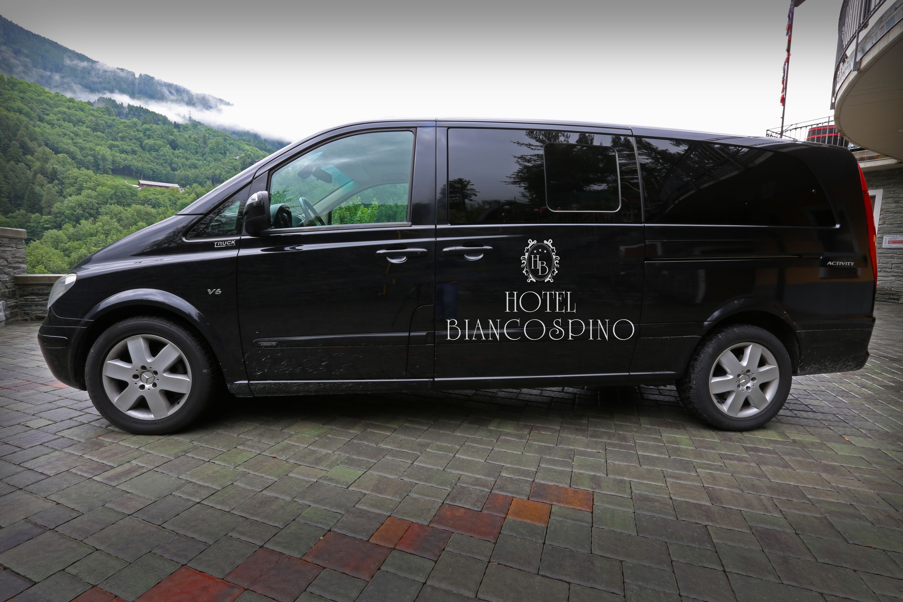 市街地へのシャトル サービス