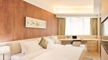 Chambre Supérieure | 2 chambres, coffres-forts dans les chambres, bureau