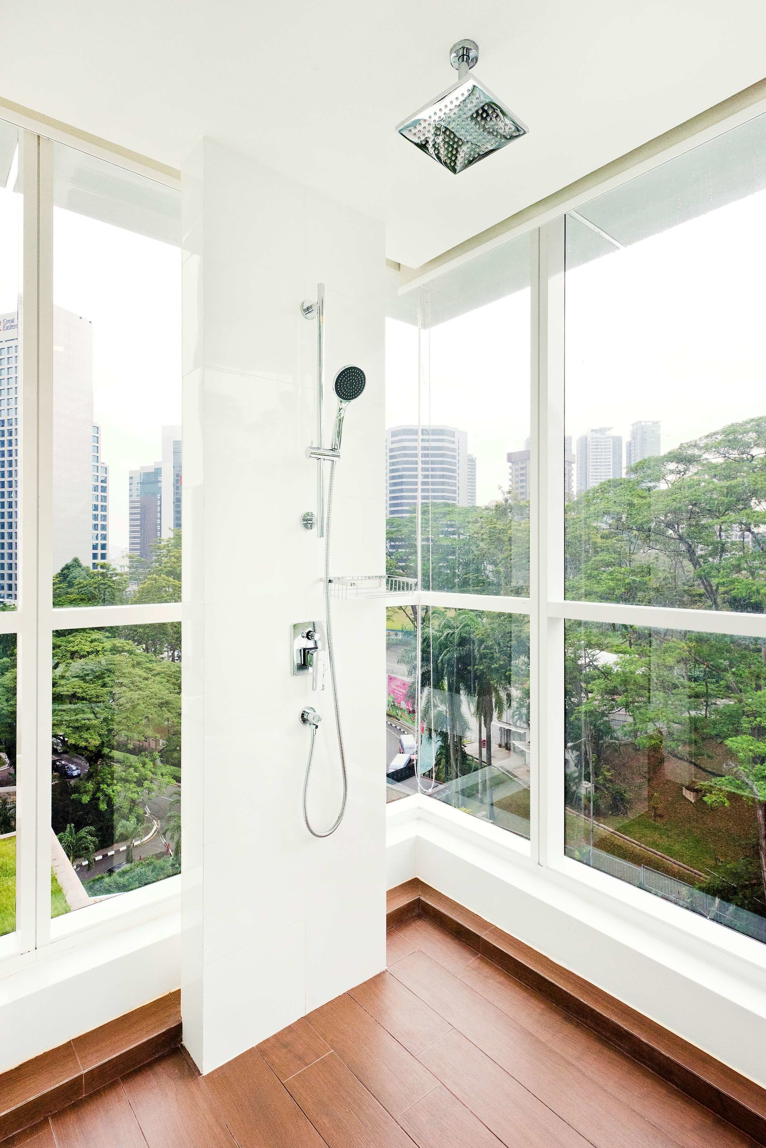 two bedrooms premier suite | bathroom | shower, rainfall showerhead, free toiletries, hair dryer