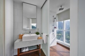 Regadera, regadera tipo lluvia, amenidades de baño gratuitas 