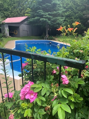 Sæsonbestemt udendørs pool