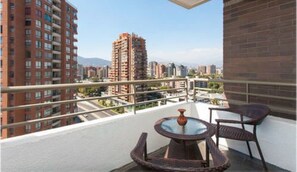 Appartement, 2 chambres | Balcon