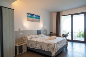 Room - Residence Luzia by Marinella (Ricadi)