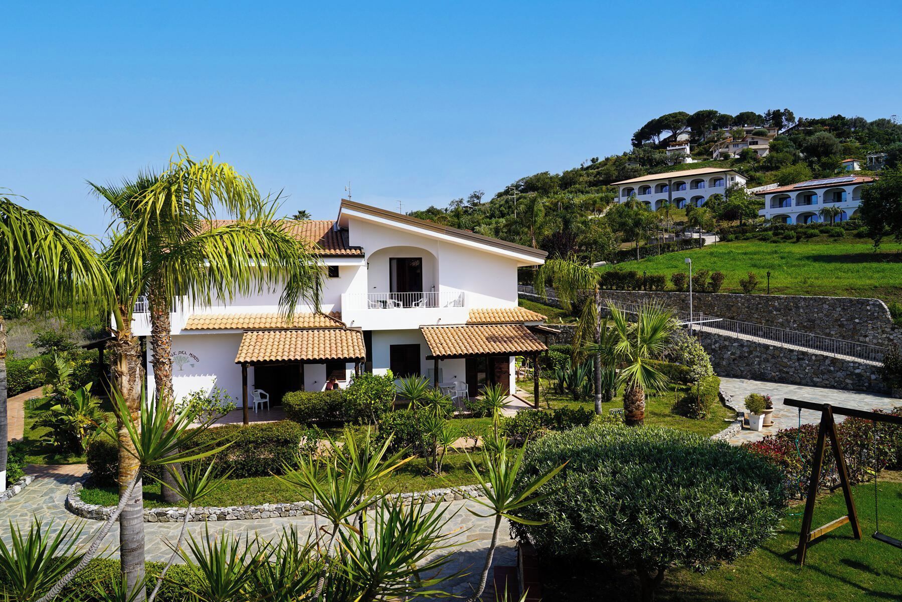 Kiến trúc tòa nhà