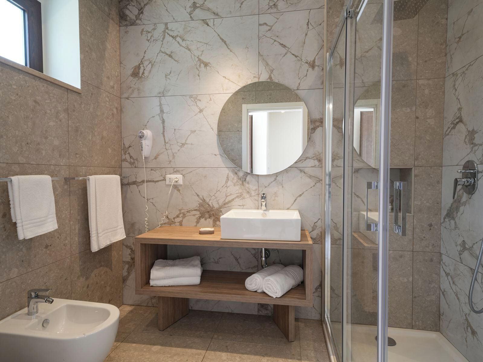 In-room safe, desk, soundproofing, free WiFi