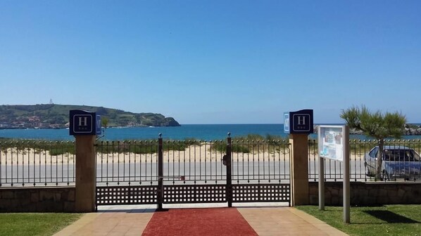 Scuba diving, surfing, rowing - Maritimo Ris Apartamentos (Noja)