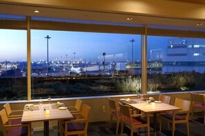 Restaurant - Haneda Excel Hotel Tokyu (Tokyo)