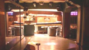 酒吧(店内)