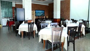 Unclassified image, 5 of 11, button - Ylli I Detit Hotel (Durres)