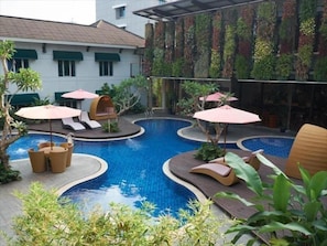 Outdoor pool - Patra Jasa Bandung (Bandung)