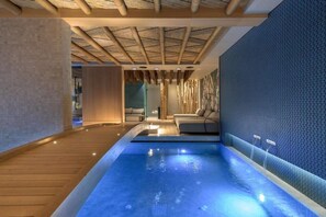Indoor pool, outdoor pool - Porto Angeli Beach Resort (Rhodes)