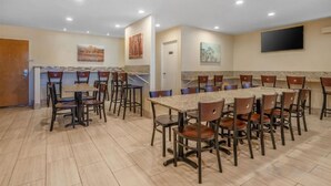 Unclassified image, 3 of 3, button - Best Western Plus Inn of Hayward (Hayward)
