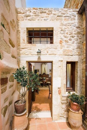 Exterior detail - Casa Di Veneto (Hersonissos)