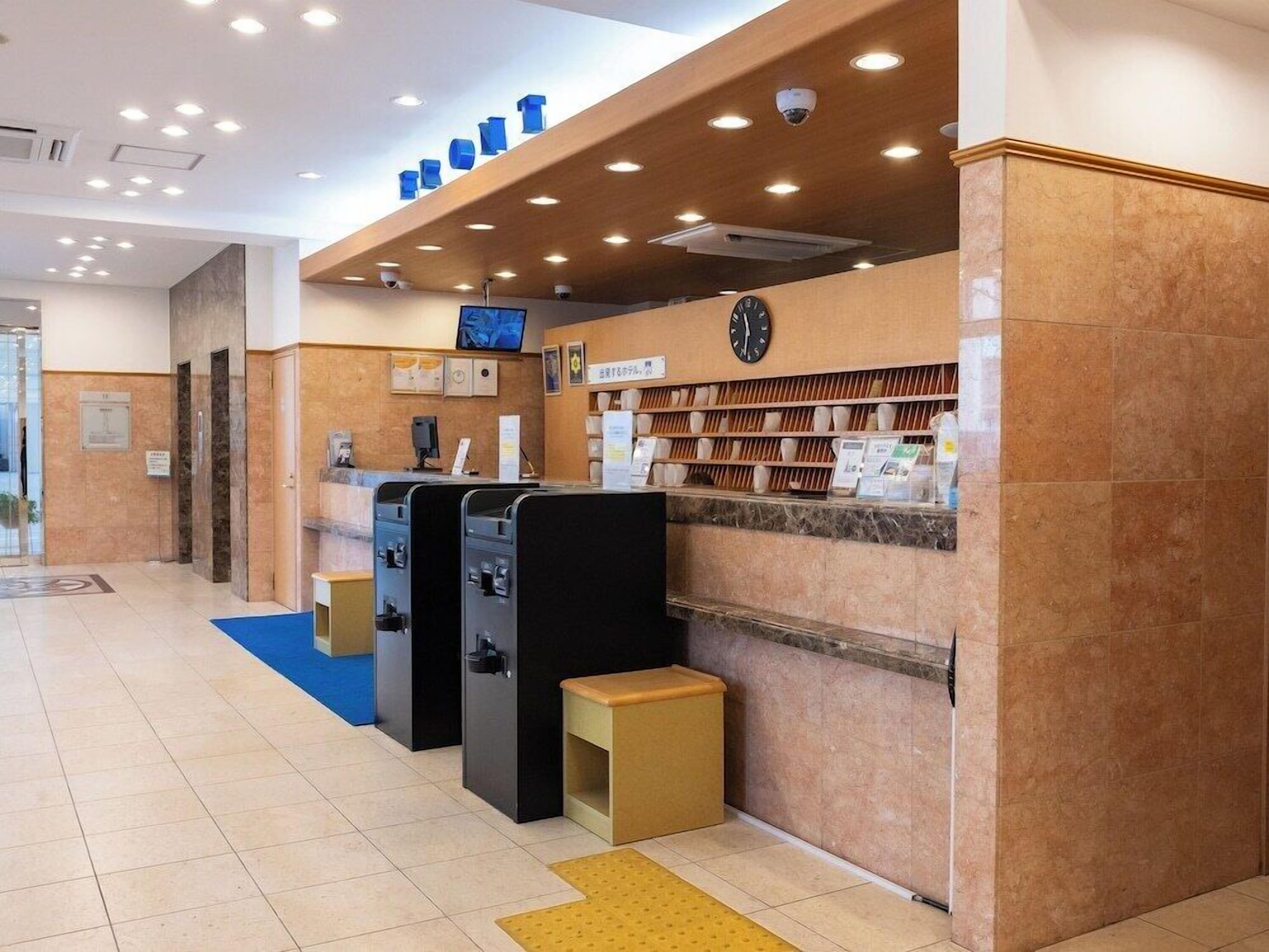Toyoko Inn Tokyo Monzen-nakacho Eitaibashi, Tokyo: Hotel Reviews