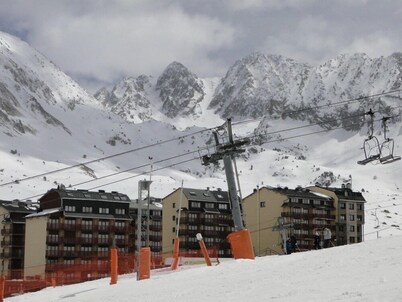 LCB Apartaments Pie de Pistas