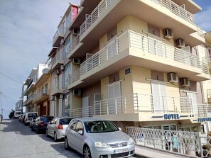 Exterior - Pasiphae (Heraklion)
