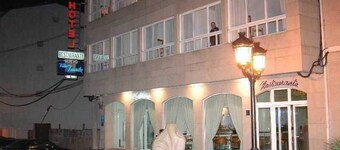 Nuevo Villa Juanita Hotel